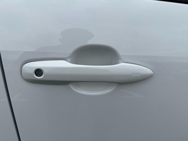 Used Toyota Yaris 2024 for sale - 76176087: Photo 24