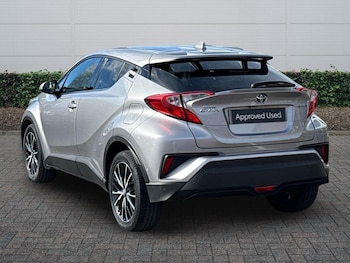 Used Toyota C-HR 2018 for sale - 78936212: Photo