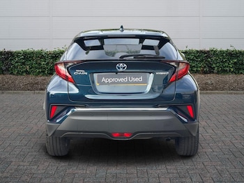 Used Toyota C-HR 2023 for sale - 77941510: Photo