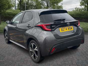 Used Toyota Yaris 2024 for sale - 74740128: Photo