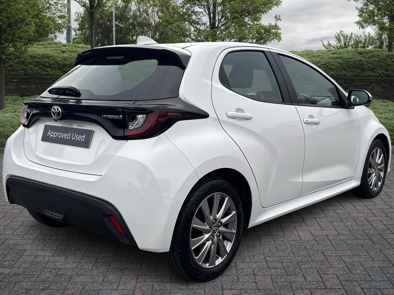 Used Toyota Yaris 2022 for sale - 76139776: Photo 2