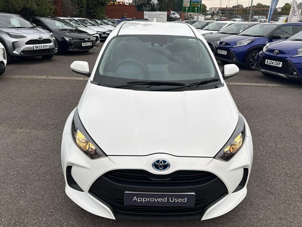 Used Toyota Yaris 2022 for sale - 76139776: Photo 30