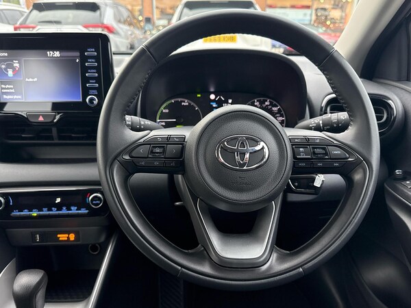 Used Toyota Yaris 2022 for sale - 76139776: Photo 6