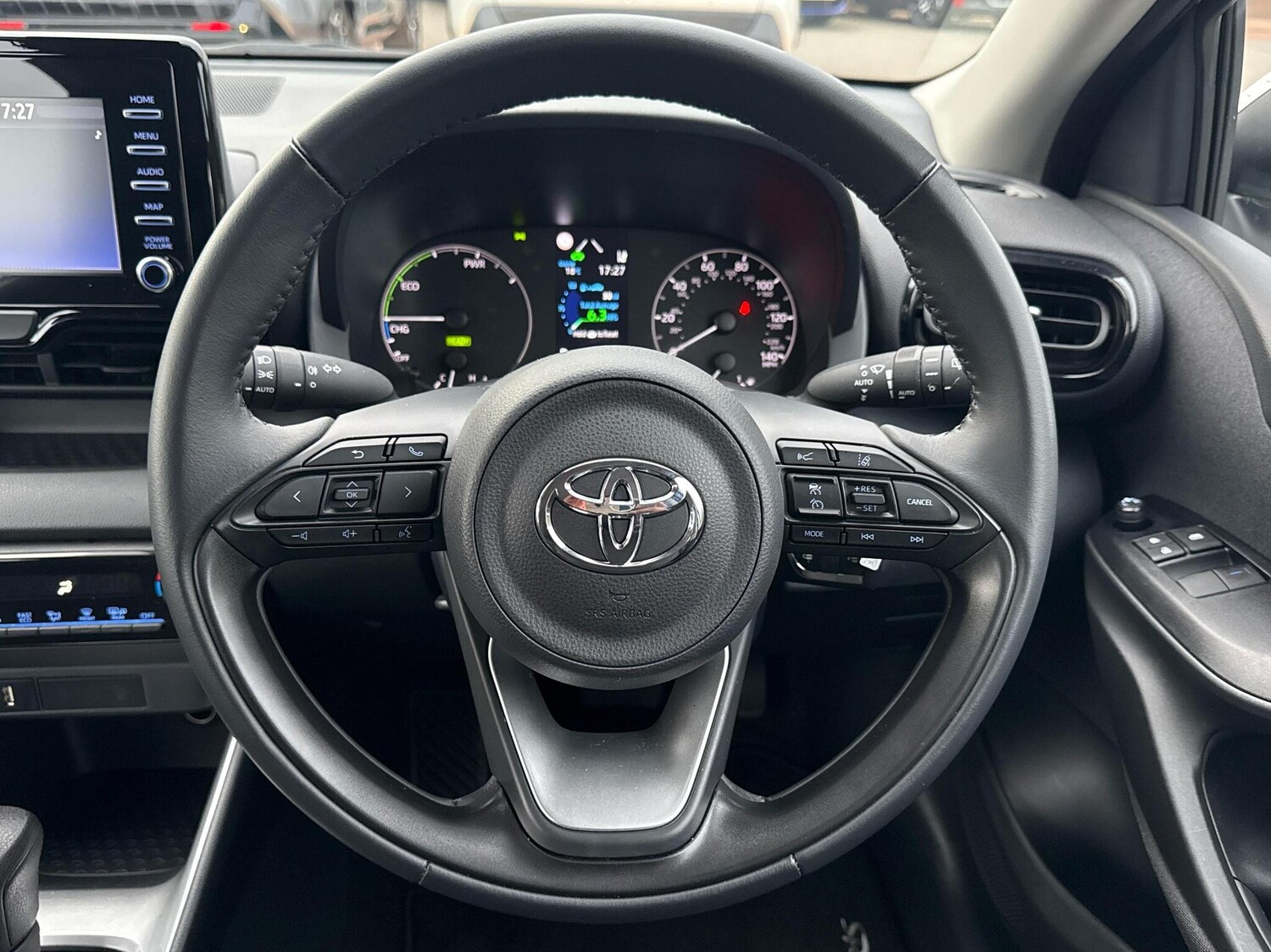 Used Toyota Yaris 2022 for sale - 76139776: Photo 8