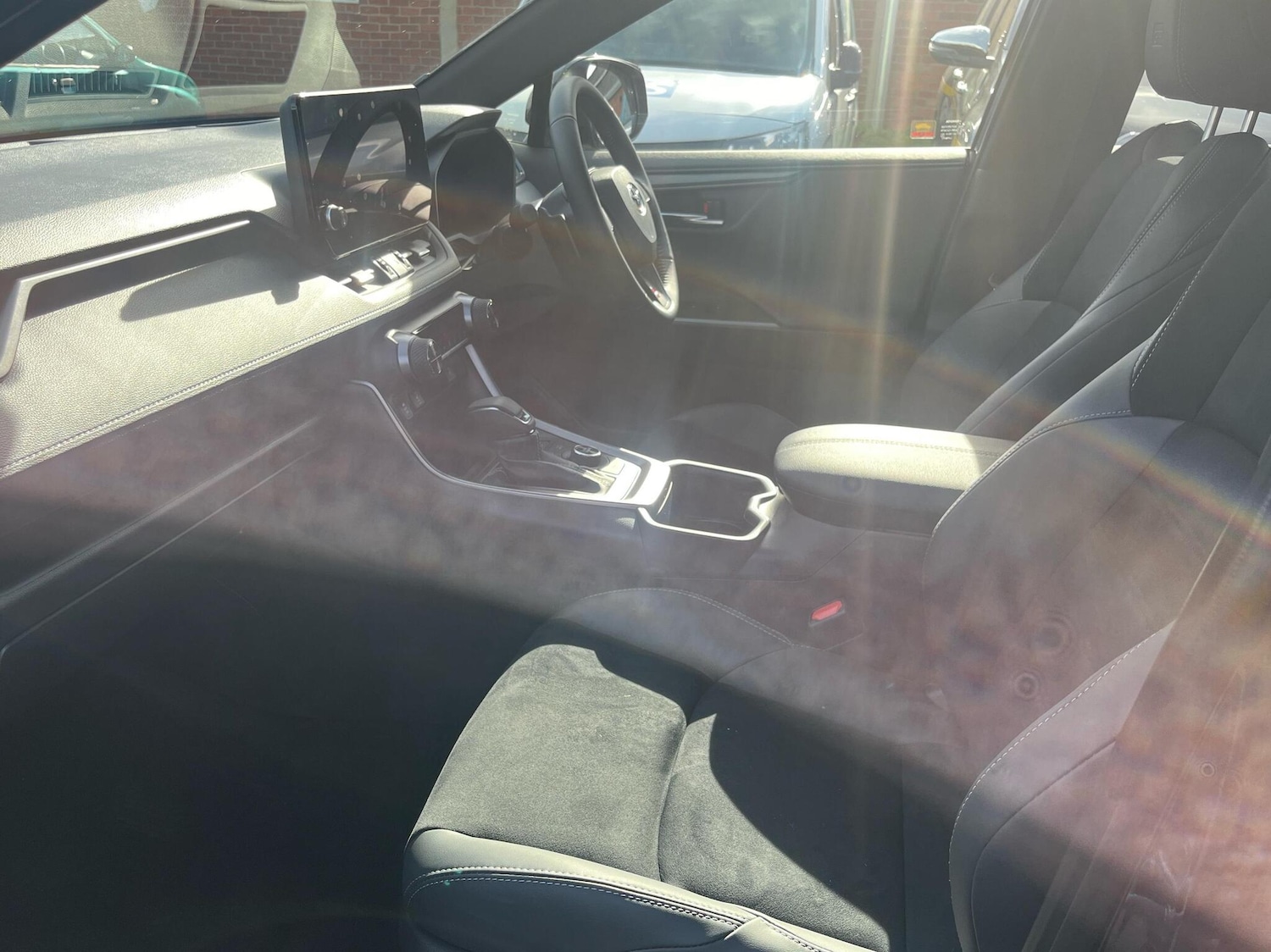 Used Toyota RAV4 2025 for sale - 76139804: Photo 10