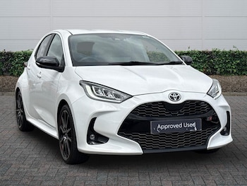 Used Toyota Yaris 2023 for sale - 79094589: Photo