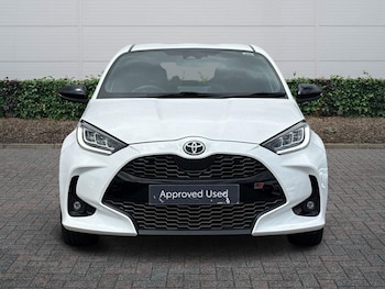 Used Toyota Yaris 2023 for sale - 79094589: Photo