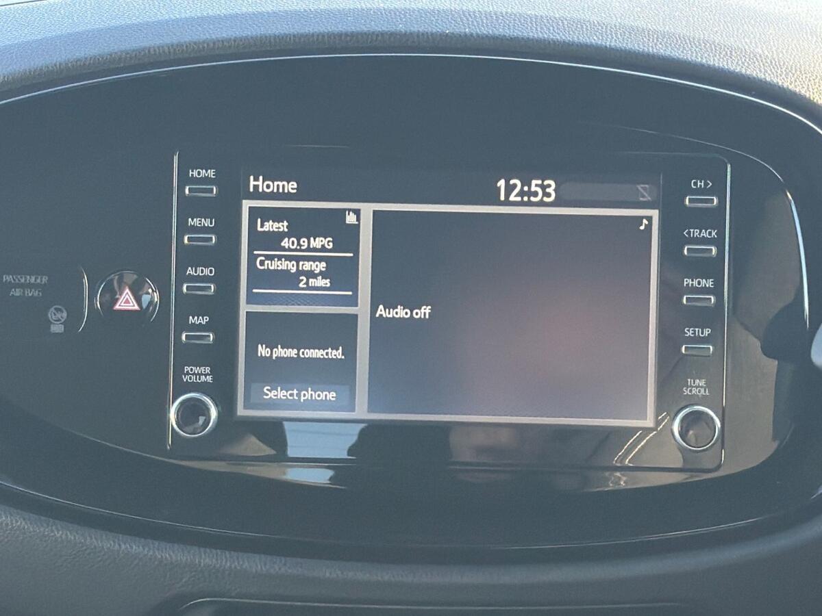 Used Toyota Aygo X 2023 for sale - 76625033: Photo 11