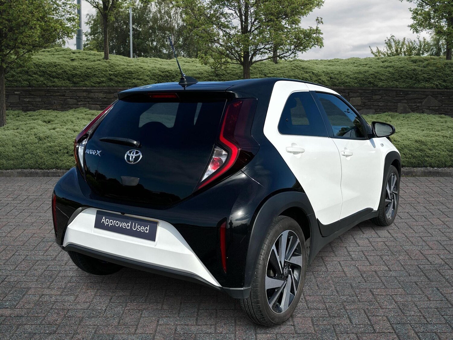 Used Toyota Aygo X 2023 for sale - 76003144: Photo 2