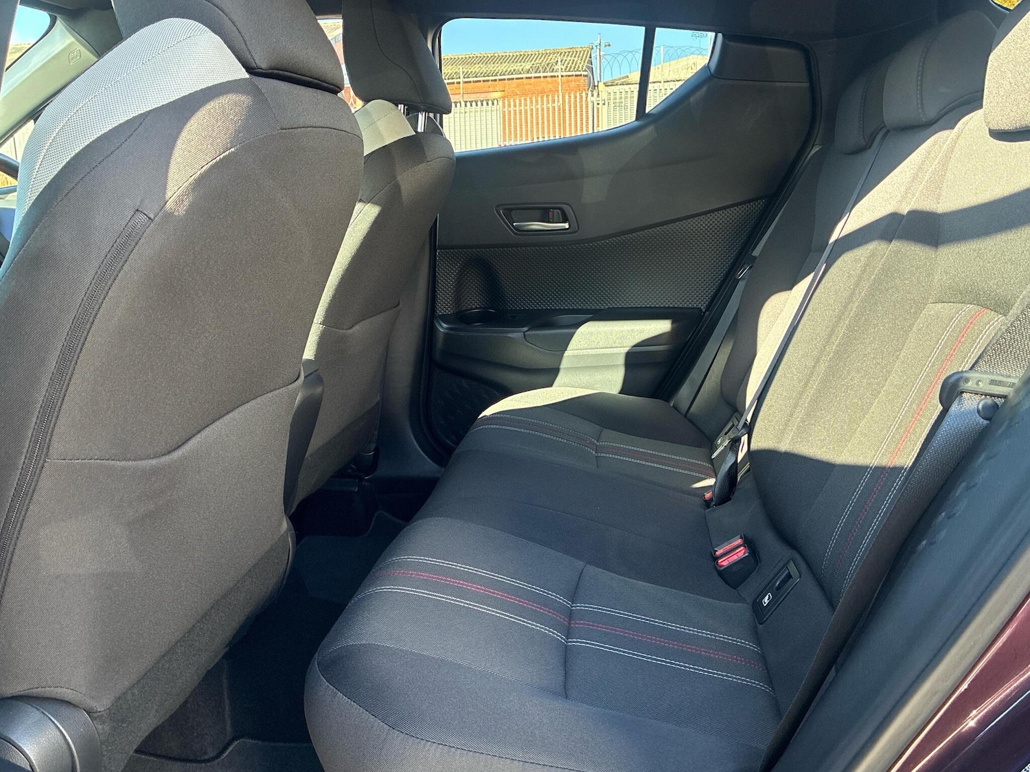 Used Toyota C-HR 2022 for sale - 76419888: Photo 12