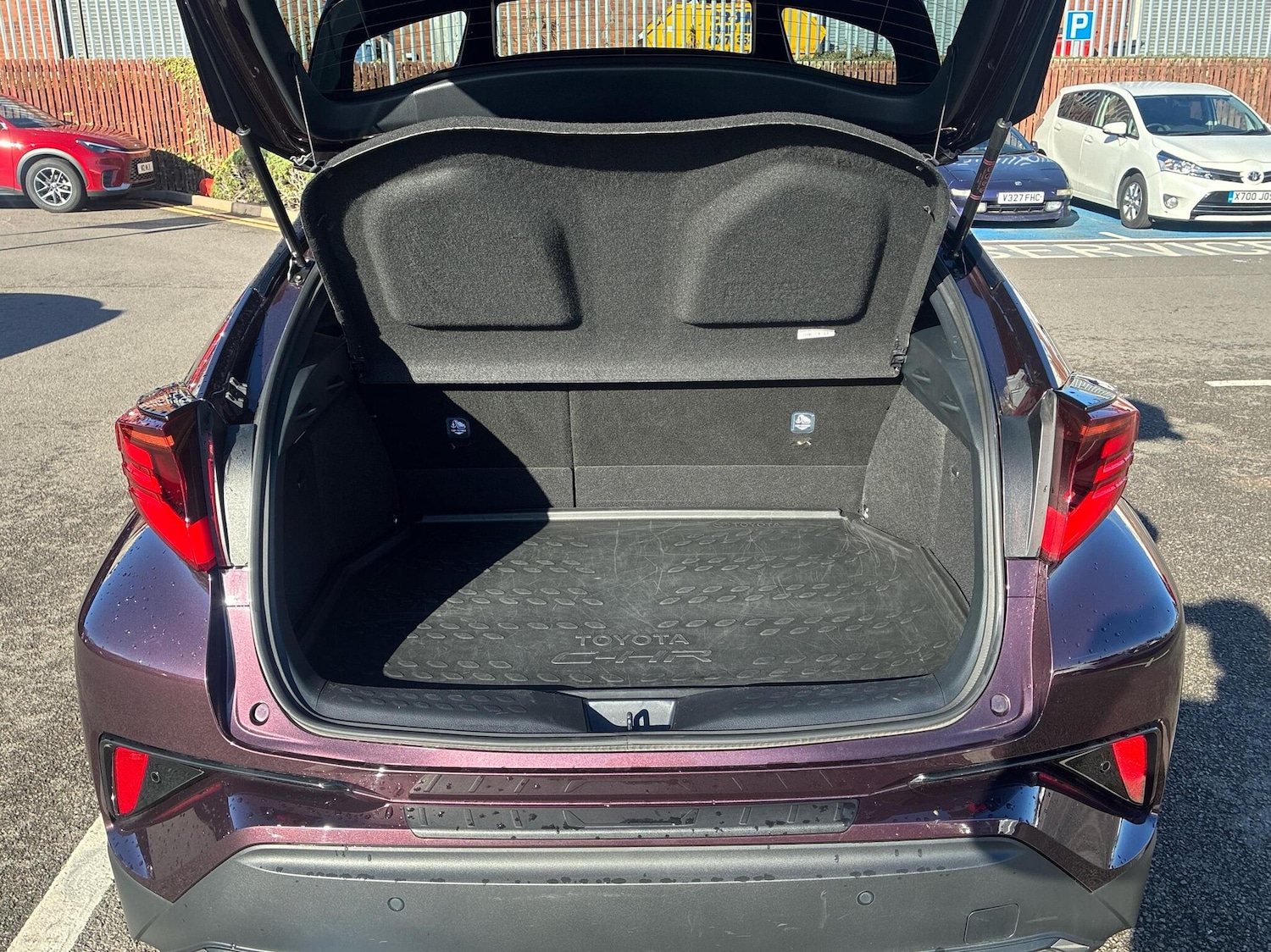 Used Toyota C-HR 2022 for sale - 76419888: Photo 14