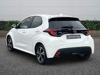 Used Toyota Yaris 2024 for sale - 78977667: Photo