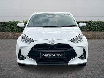Used Toyota Yaris 2024 for sale - 78977667: Photo
