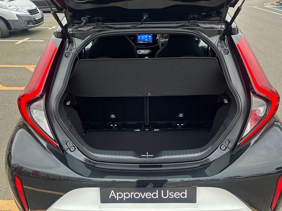 Used Toyota Aygo X 2025 for sale - 76523229: Photo 10