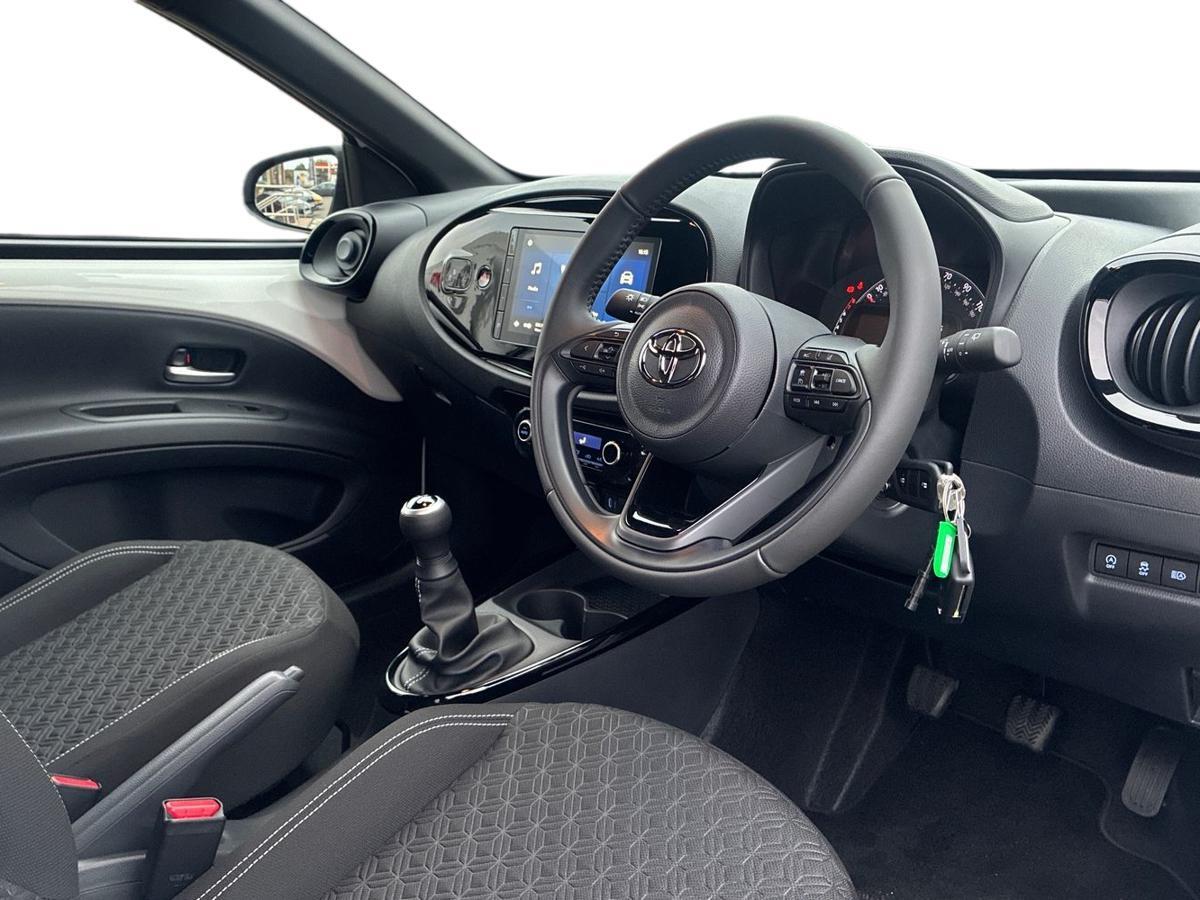 Used Toyota Aygo X 2025 for sale - 76523229: Photo 12
