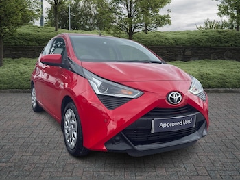 2019 (69) - 1.0 VVT-i X-Play 5dr