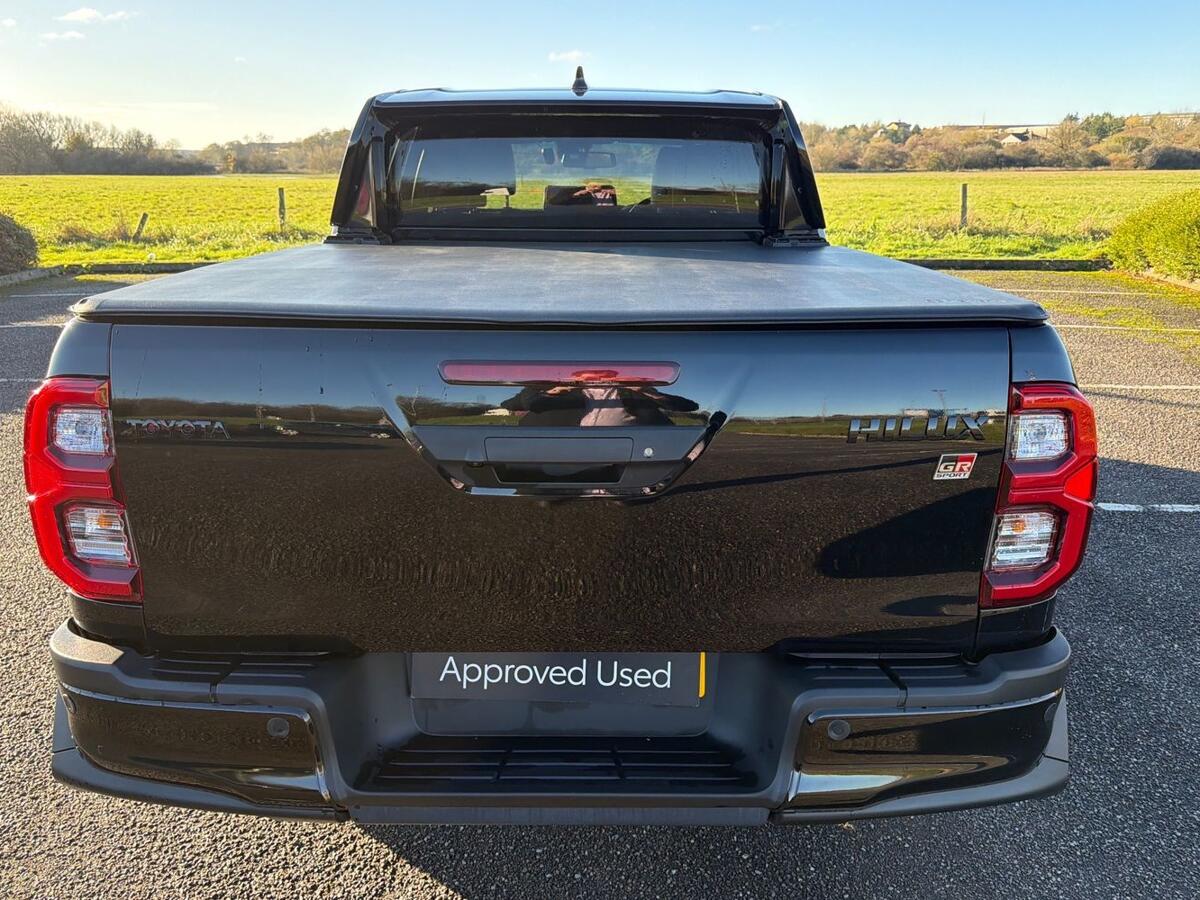 Used Toyota Hilux 2025 for sale - 77046346: Photo 10