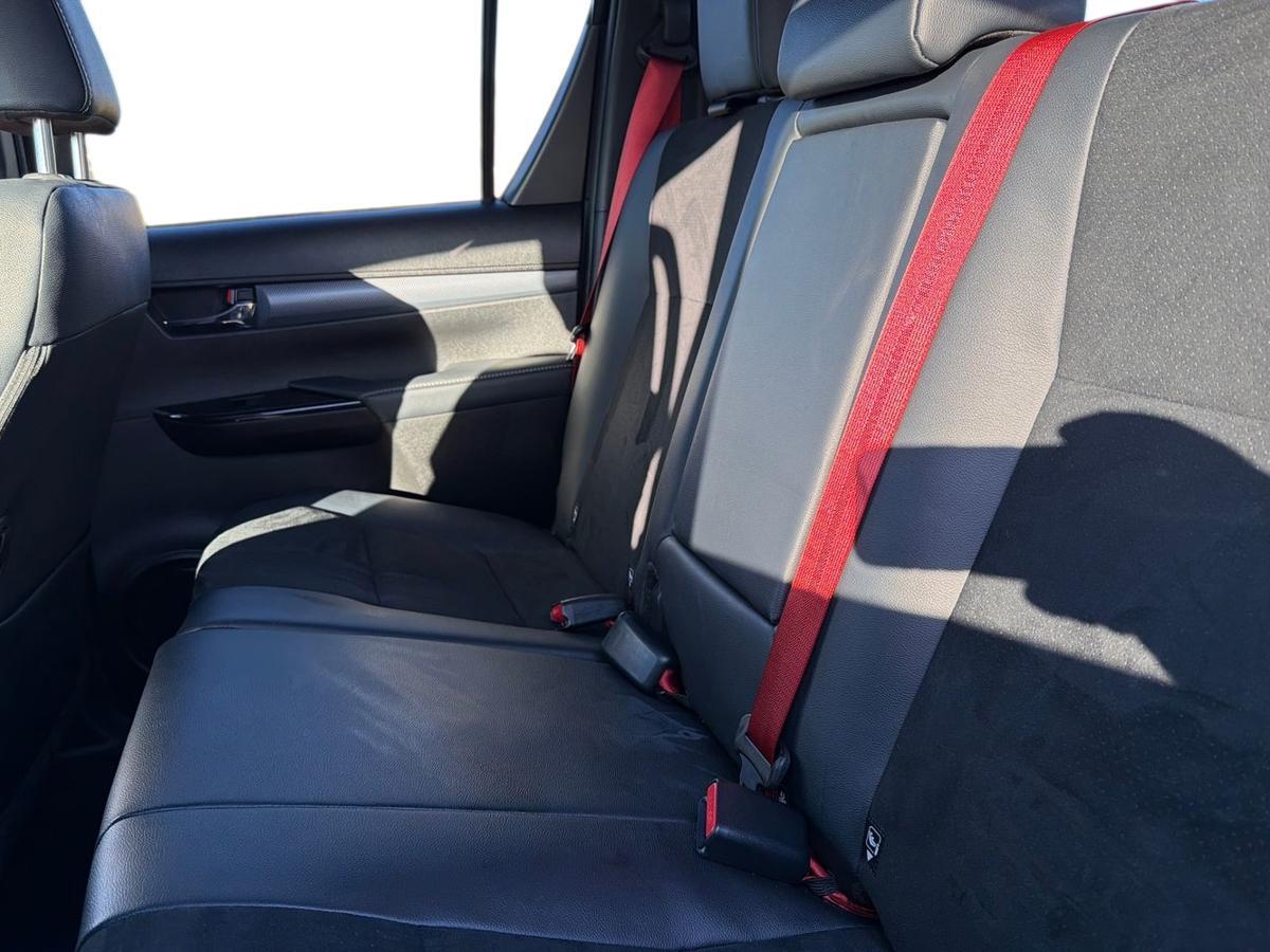 Used Toyota Hilux 2025 for sale - 77046346: Photo 9