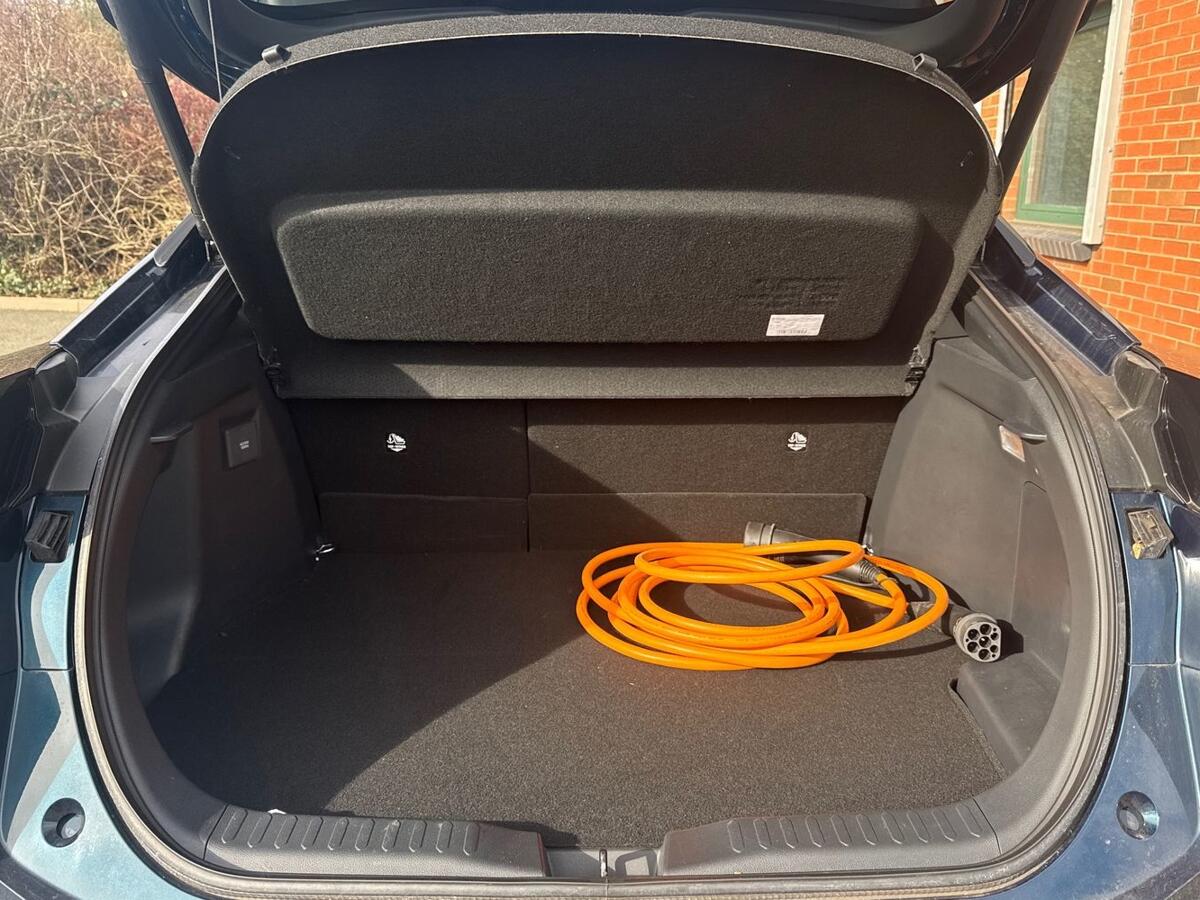 Used Toyota C-HR 2025 for sale - 77725385: Photo 10