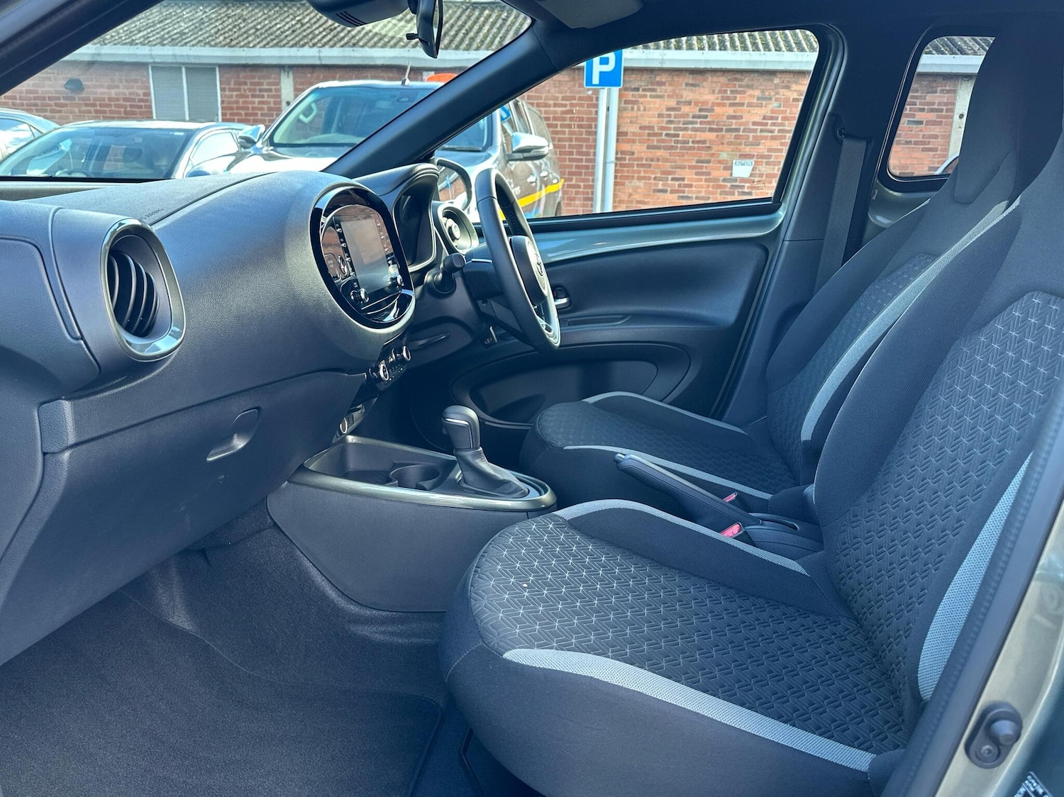 Used Toyota Aygo X 2022 for sale - 77013596: Photo 10