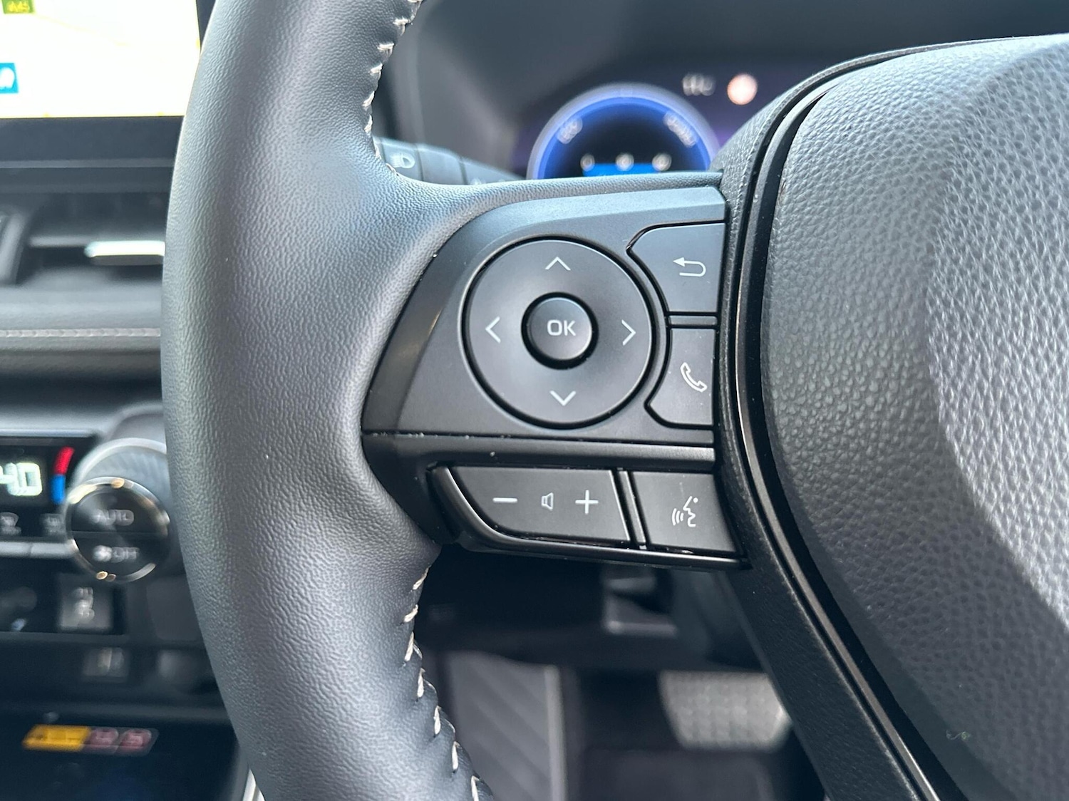 Used Toyota RAV4 2025 for sale - 76523228: Photo 26