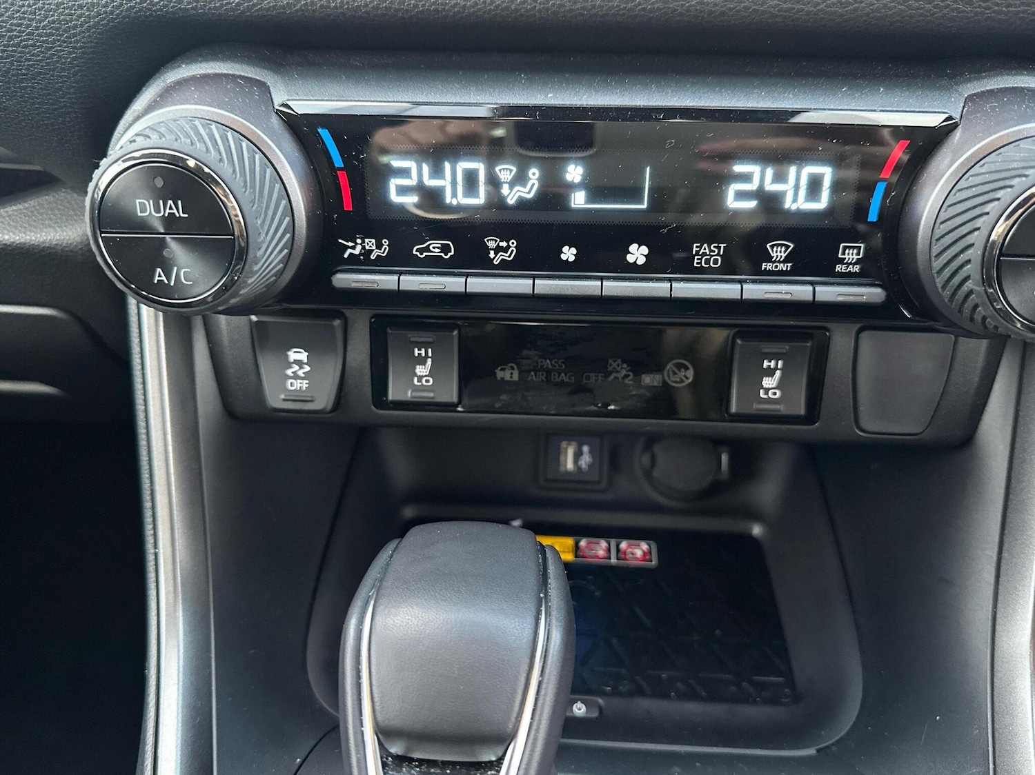 Used Toyota RAV4 2025 for sale - 76523228: Photo 28