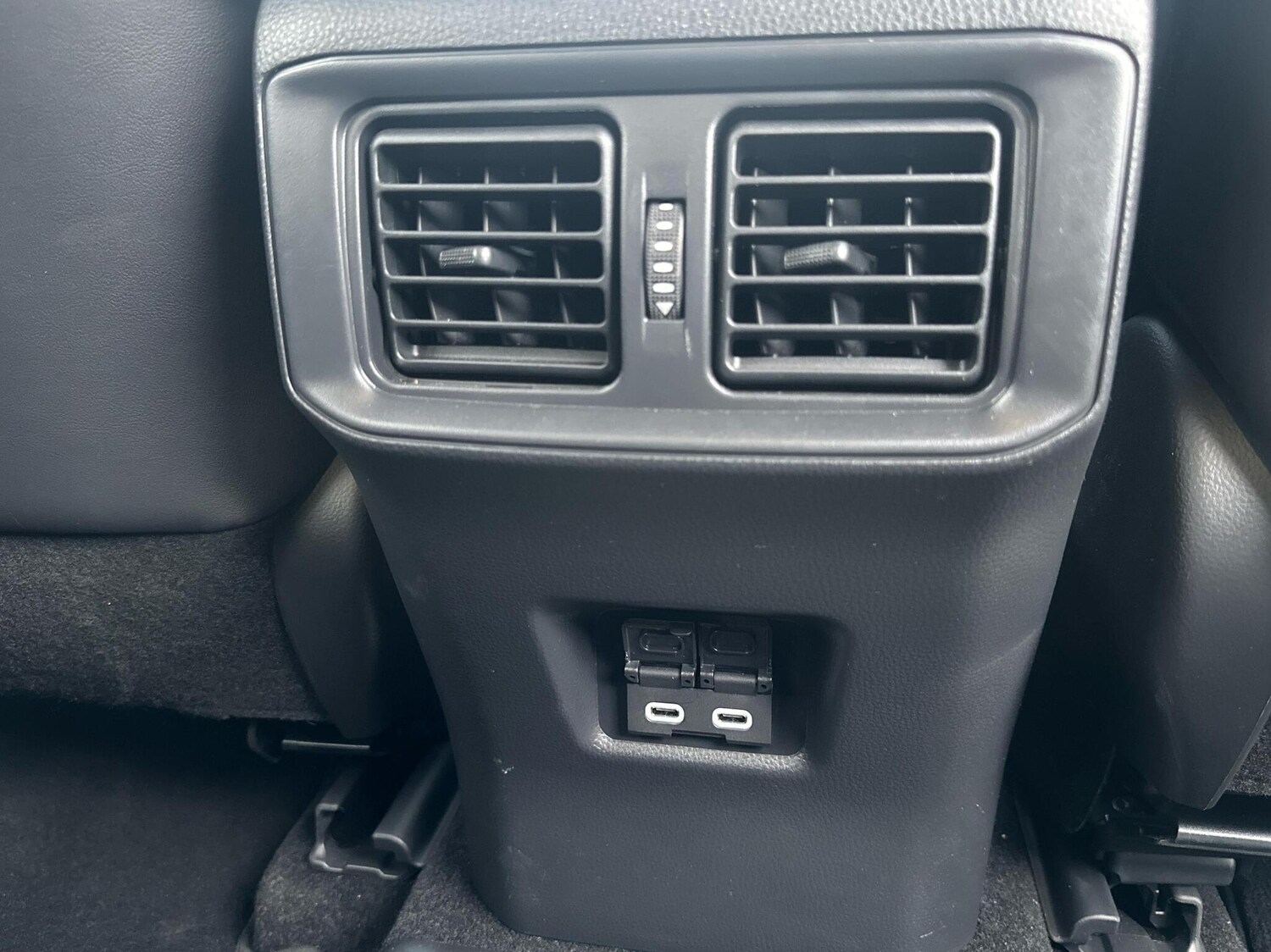 Used Toyota RAV4 2025 for sale - 76523228: Photo 29