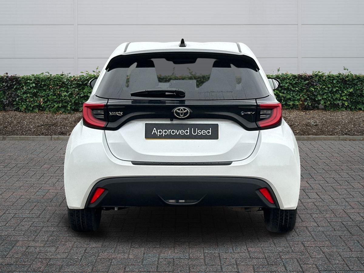 Used Toyota Yaris 2025 for sale - 77332543: Photo 4