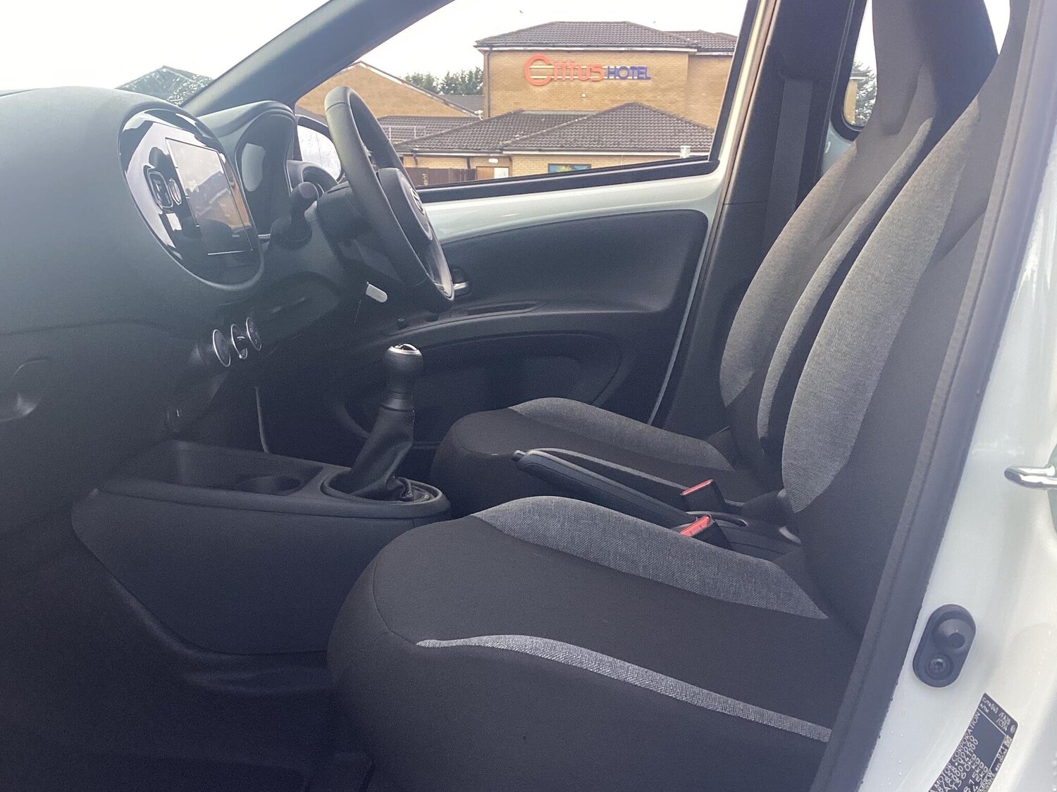 Used Toyota Aygo X 2025 for sale - 76523251: Photo 10