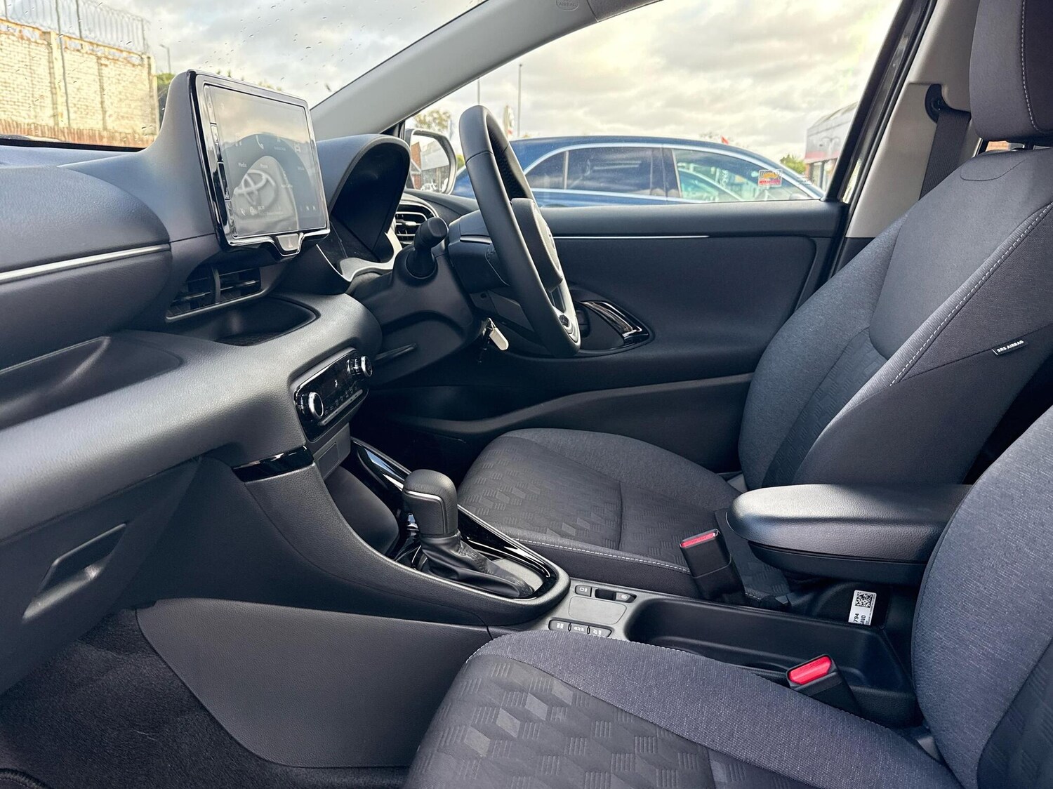 Used Toyota Yaris 2025 for sale - 76139799: Photo 10