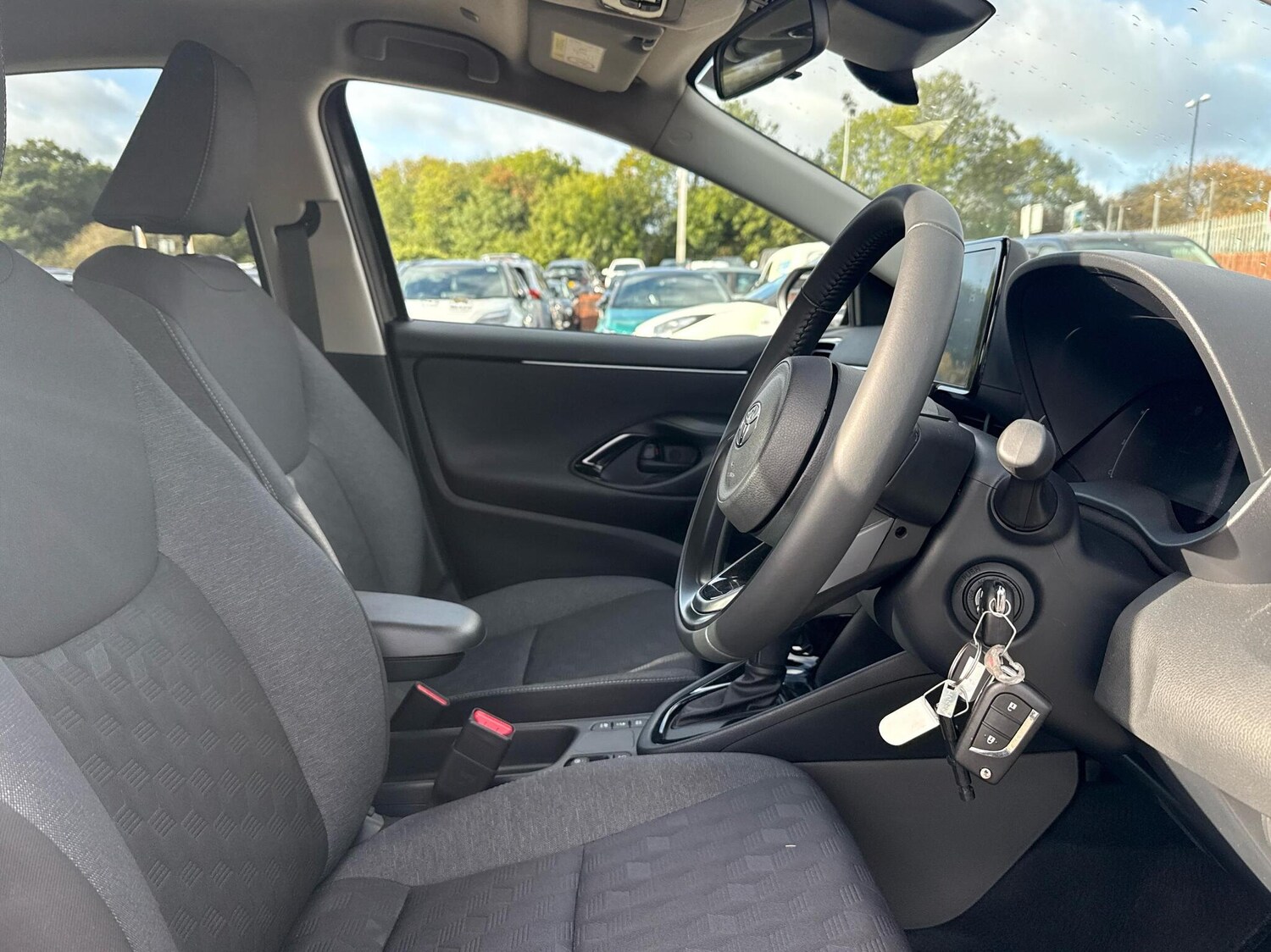 Used Toyota Yaris 2025 for sale - 76139799: Photo 11