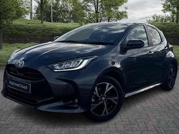 Used Toyota Yaris 2025 for sale - 76139799: Photo 3