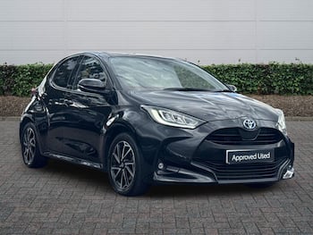 Used Toyota Yaris 2023 for sale - 79554713: Photo