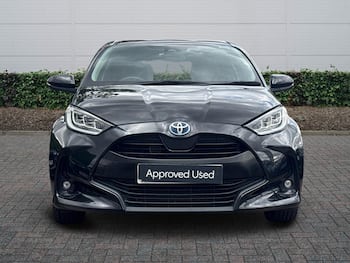 Used Toyota Yaris 2023 for sale - 79554713: Photo