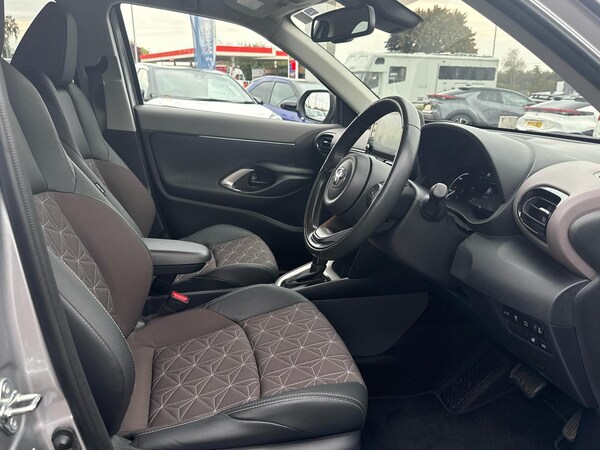 Used Toyota Yaris 2023 for sale - 76061651: Photo 11