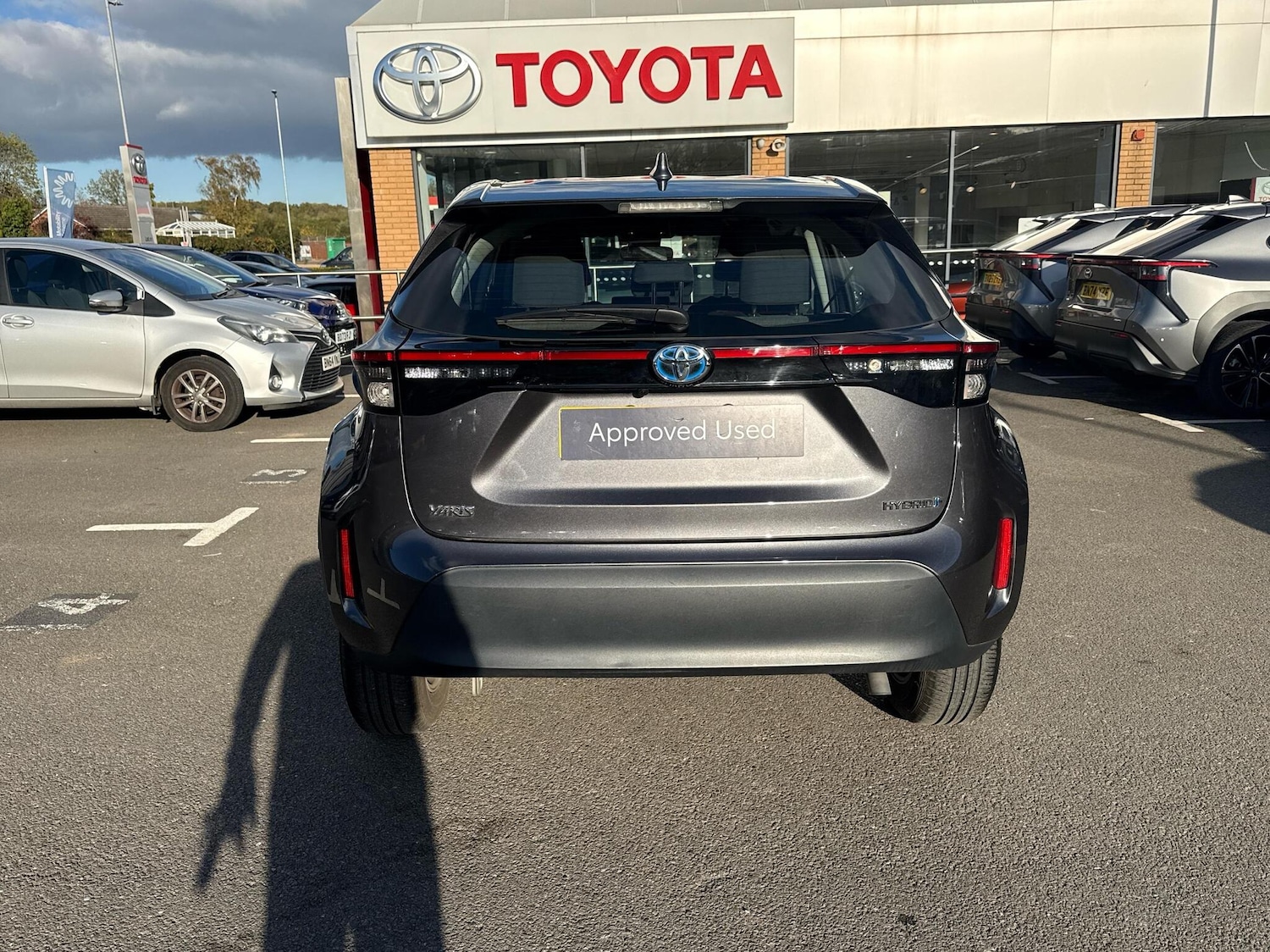 Used Toyota Yaris 2024 for sale - 76350480: Photo 26