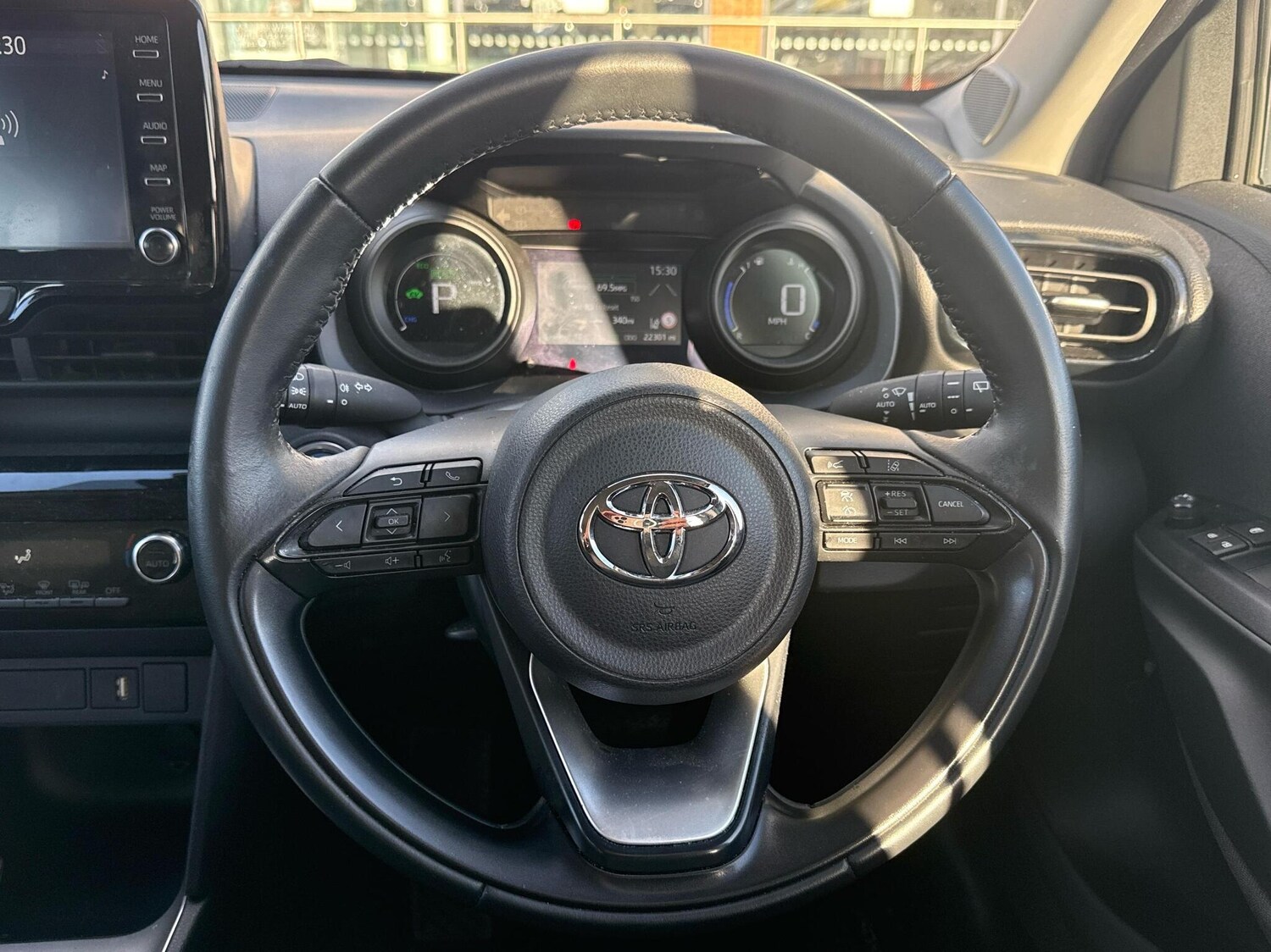 Used Toyota Yaris 2024 for sale - 76350480: Photo 8