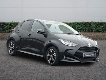 Used Toyota Yaris 2024 for sale - 77724954: Photo