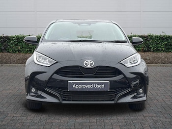 Used Toyota Yaris 2024 for sale - 77724954: Photo