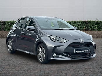 Used Toyota Yaris 2024 for sale - 79678198: Photo