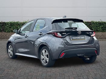 Used Toyota Yaris 2024 for sale - 79678198: Photo