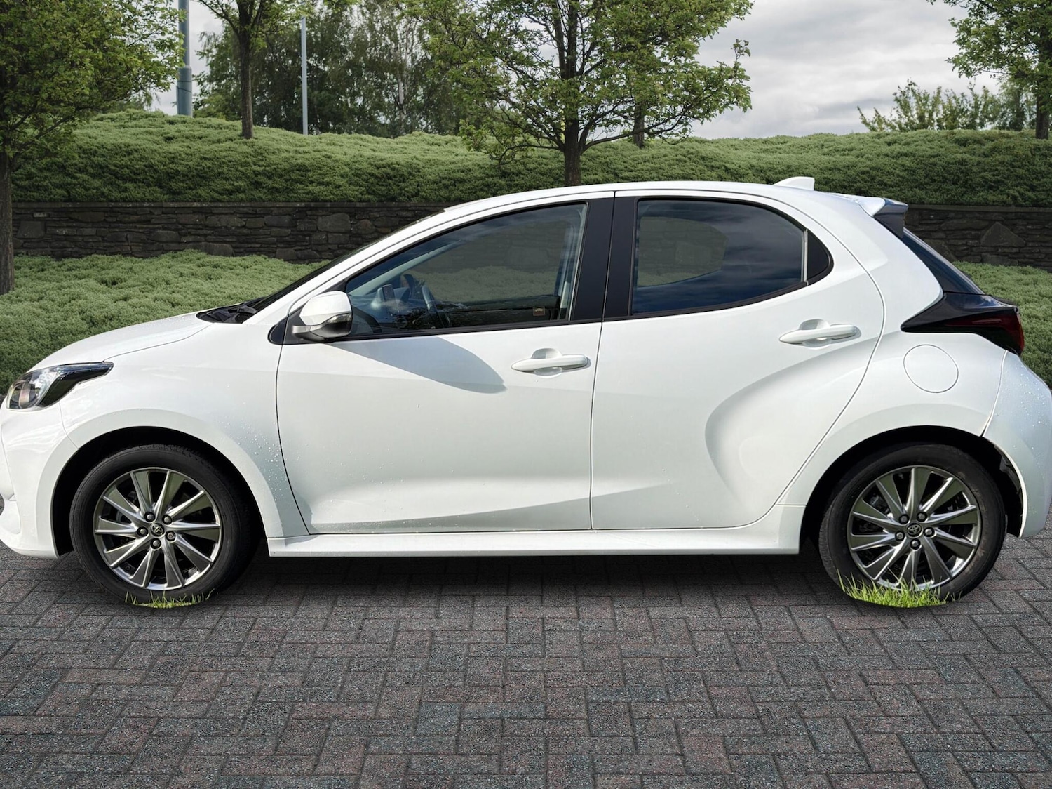 Used Toyota Yaris 2023 for sale - 76359768: Photo 17