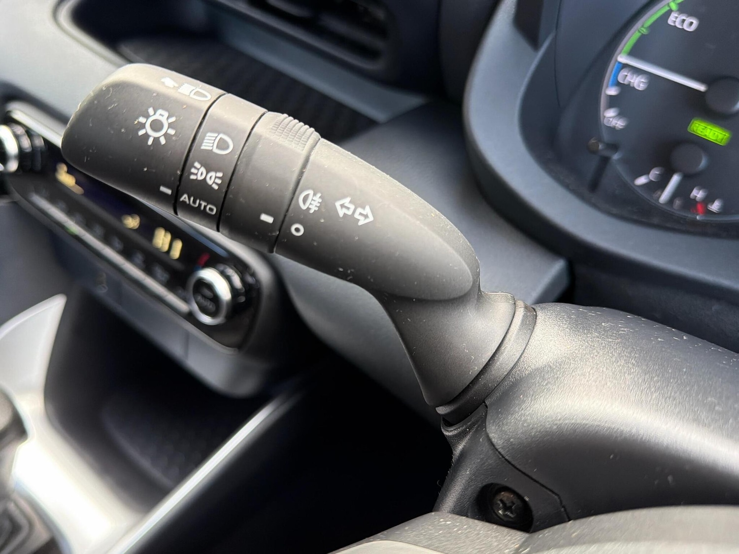 Used Toyota Yaris 2023 for sale - 76359768: Photo 36