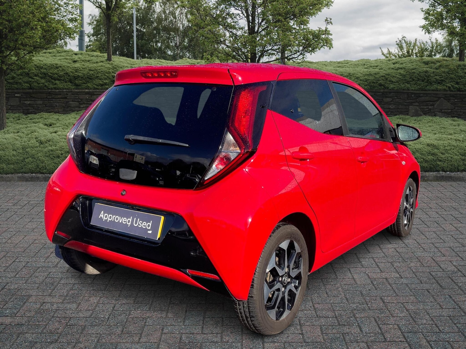 Used Toyota AYGO 2018 for sale - 76318670: Photo 2