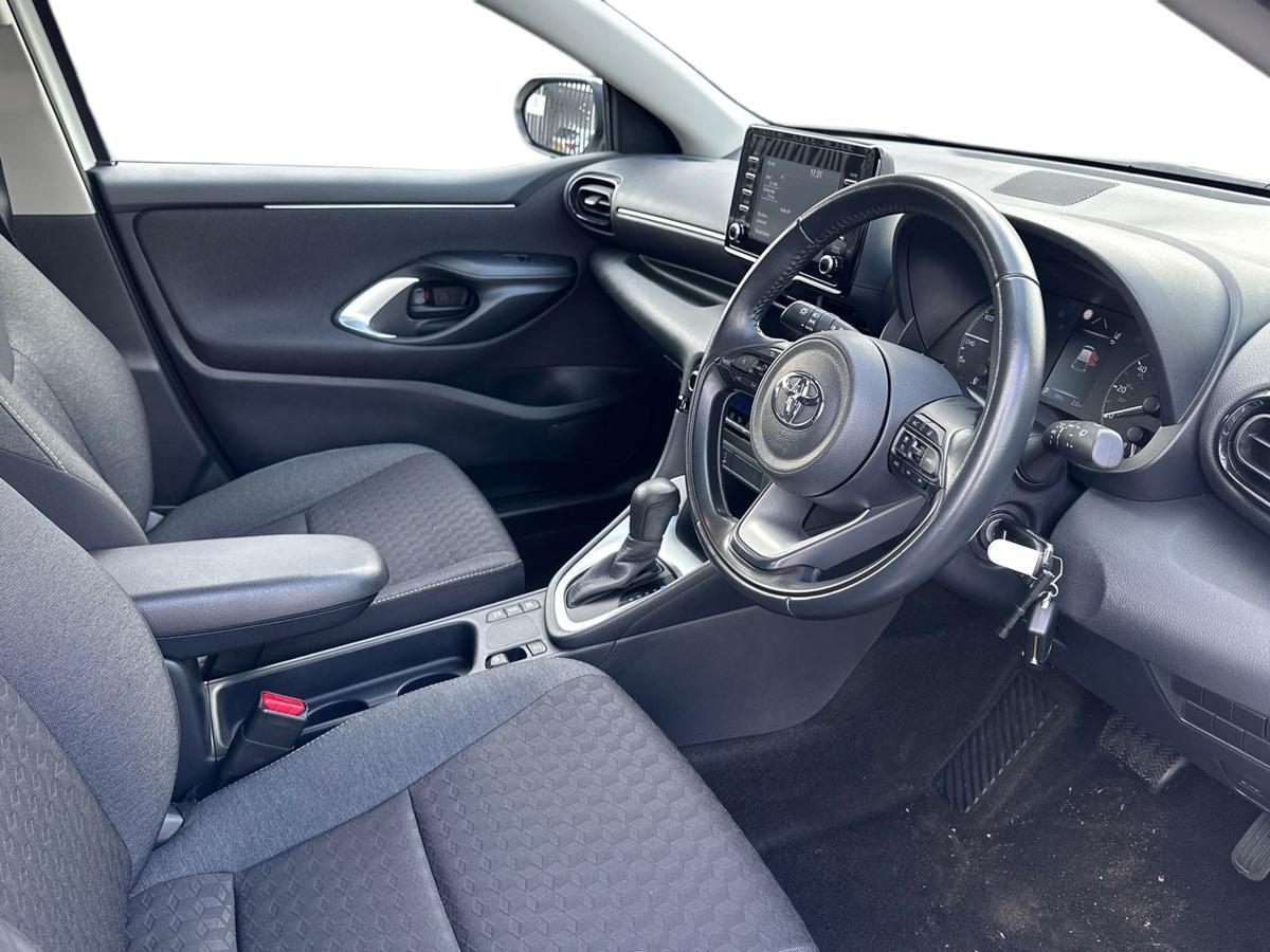 Used Toyota Yaris 2022 for sale - 77321321: Photo 12