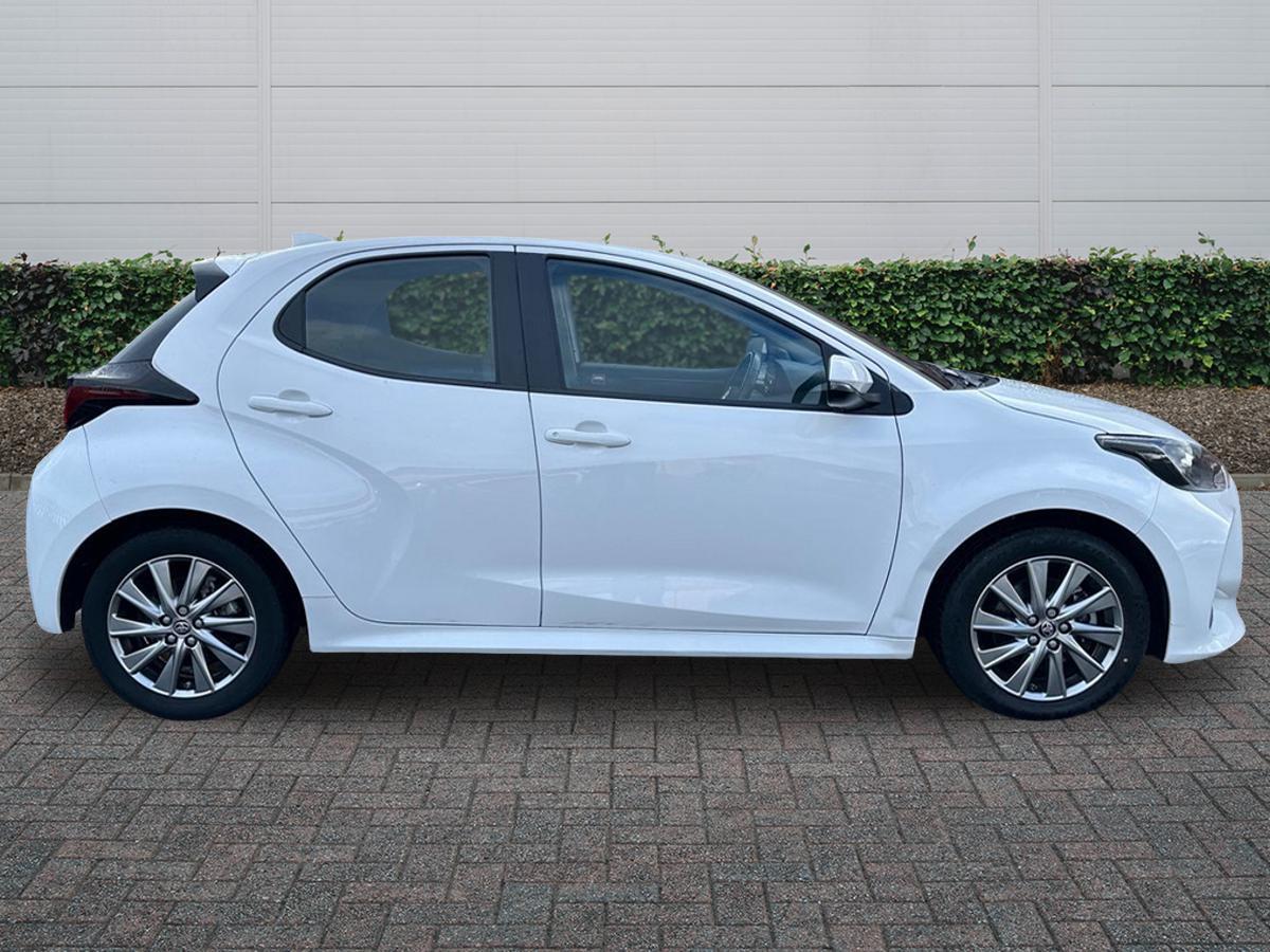 Used Toyota Yaris 2022 for sale - 77321321: Photo 5