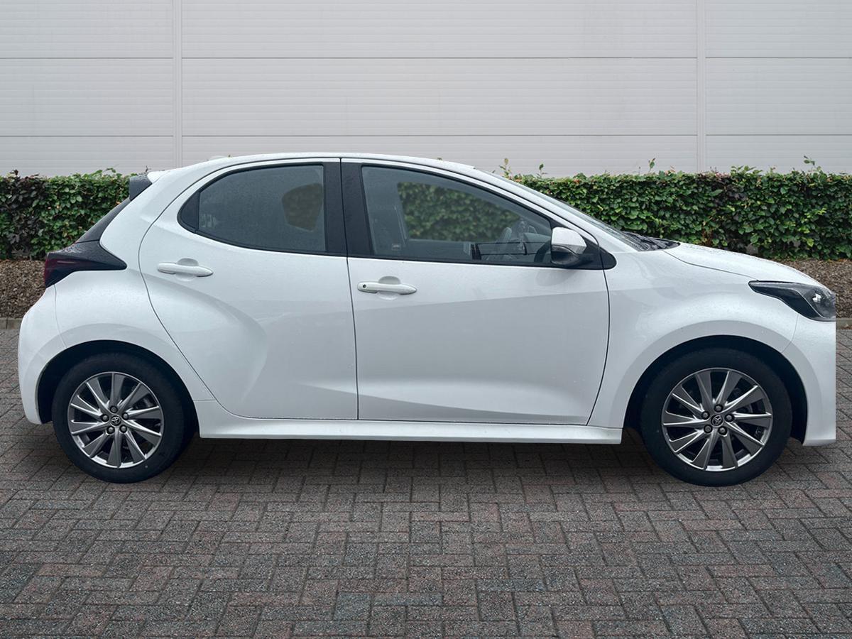 Used Toyota Yaris 2023 for sale - 77739492: Photo 5