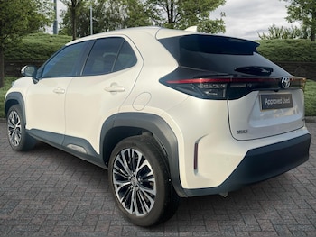 Used Toyota Yaris 2021 for sale - 76378455: Photo