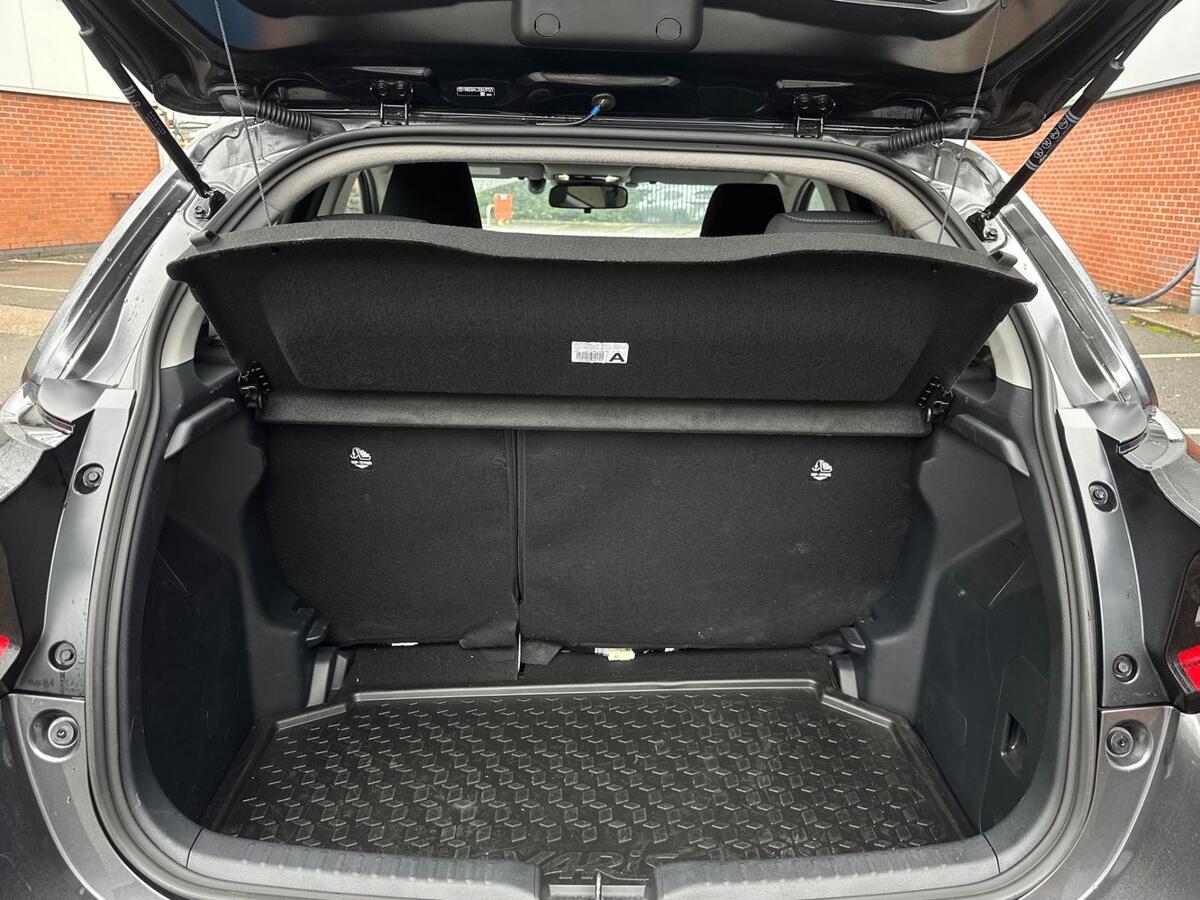 Used Toyota Yaris 2025 for sale - 76500885: Photo 10