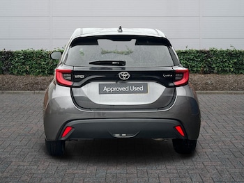 Used Toyota Yaris 2025 for sale - 76500885: Photo